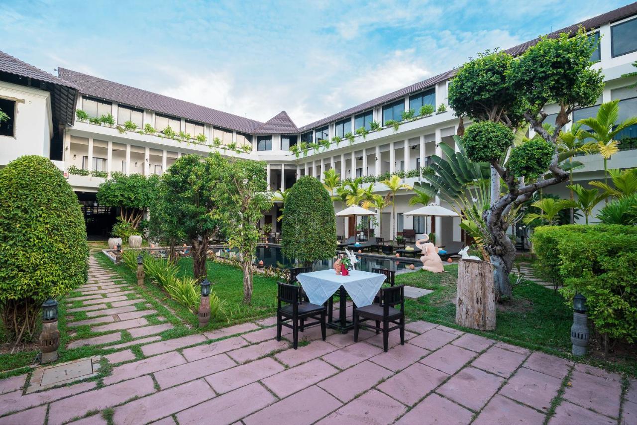 Lok Taneuy Residence Ciudad de Siem Riep Exterior foto